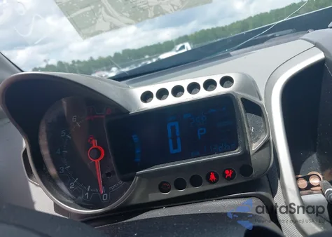 2016 Chevrolet Sonic Lt Auto z USA, uszkodzony, nr VIN 1G1JC5SH5G4128581